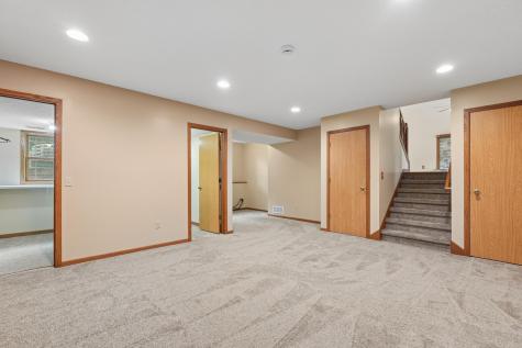 20524 Javelin Circle Lakeville MN 55044