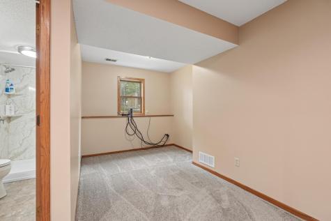 20524 Javelin Circle Lakeville MN 55044