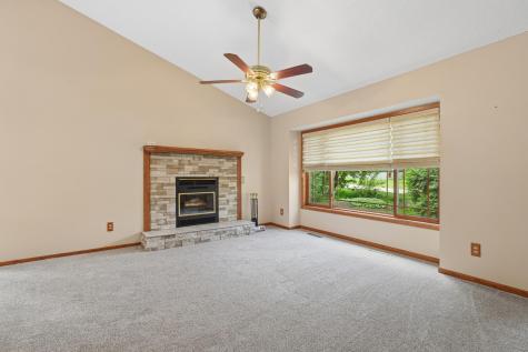 20524 Javelin Circle Lakeville MN 55044