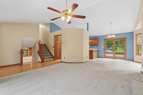 20524 Javelin Circle Lakeville MN 55044