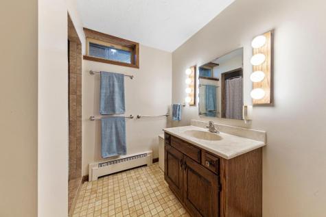 16975 Douglas Avenue Faribault MN 55021