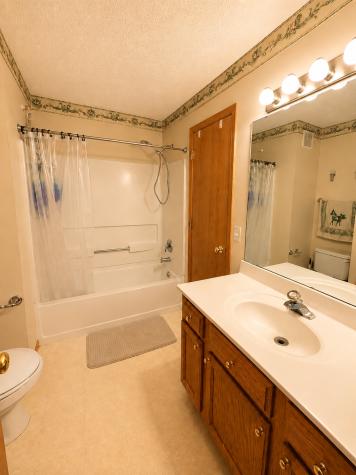 15827 Fleet Trail Apple Valley MN 55124