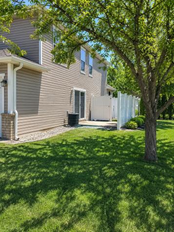 15827 Fleet Trail Apple Valley MN 55124