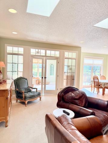 533 Hampton Drive W Moorhead MN 56560