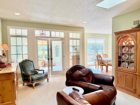 533 Hampton Drive W Moorhead MN 56560