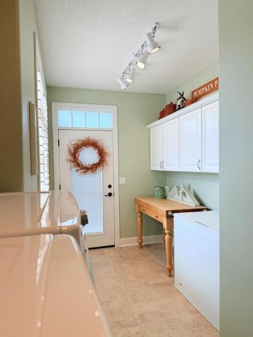 533 Hampton Drive W Moorhead MN 56560