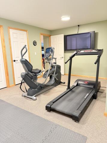 533 Hampton Drive W Moorhead MN 56560