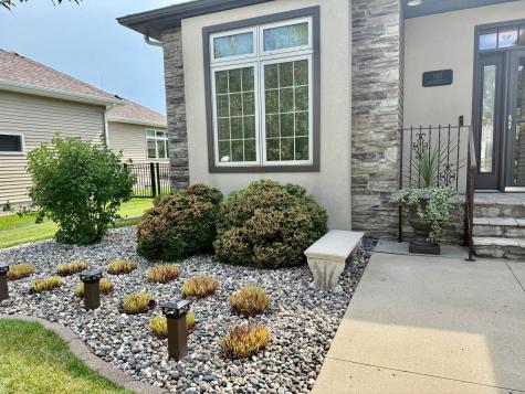 533 Hampton Drive W Moorhead MN 56560