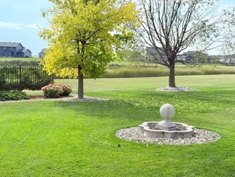 533 Hampton Drive W Moorhead MN 56560