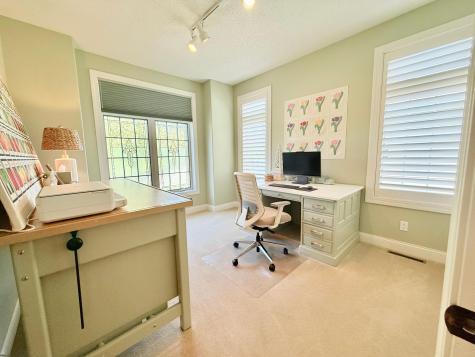 533 Hampton Drive W Moorhead MN 56560