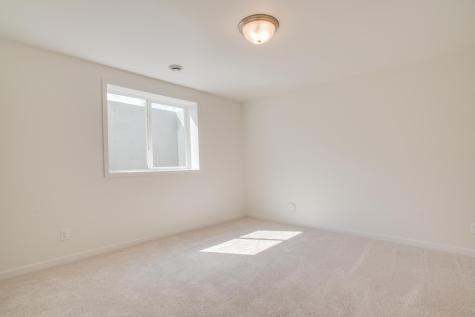 2575 Golden Lane S Fargo ND 58104
