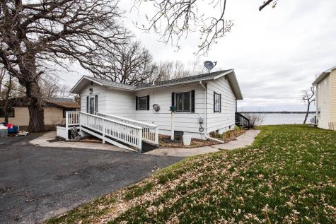 20645 Oakland Beach Road Detroit Lakes MN 56501