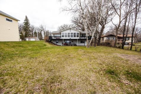 20645 Oakland Beach Road Detroit Lakes MN 56501