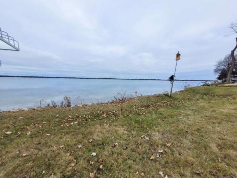 20645 Oakland Beach Road Detroit Lakes MN 56501