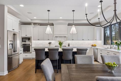 11724 Azure Lane Inver Grove Heights MN 55077