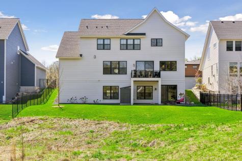 11724 Azure Lane Inver Grove Heights MN 55077