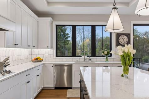 11724 Azure Lane Inver Grove Heights MN 55077