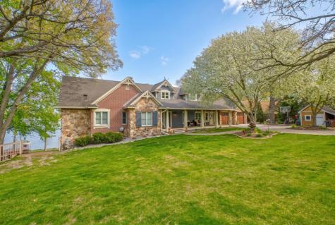 12163 Otchipwe Avenue N Stillwater MN 55082