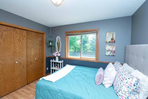 1322 138th Avenue NW Andover MN 55304