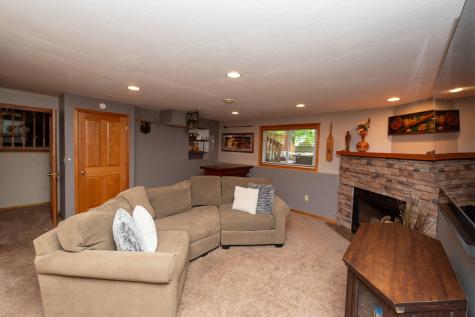 1322 138th Avenue NW Andover MN 55304