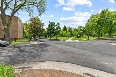 2201 3rd Avenue S Minneapolis MN 55404