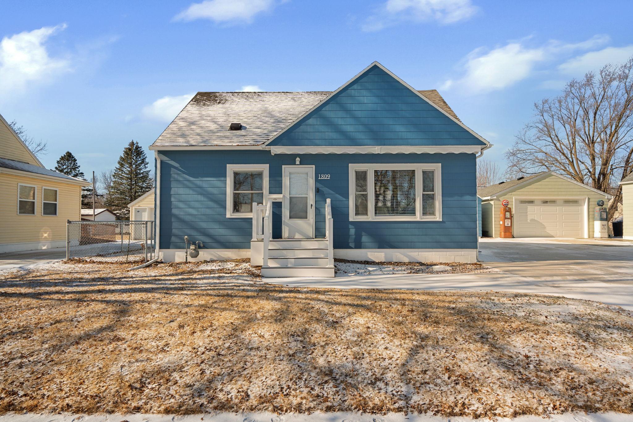 1809 3rd Street NE Austin MN 55912