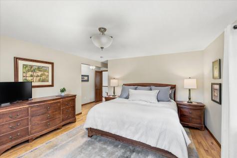 974 Kohlman Lane Maplewood MN 55109