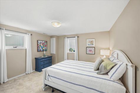 974 Kohlman Lane Maplewood MN 55109