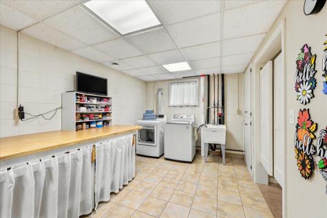974 Kohlman Lane Maplewood MN 55109
