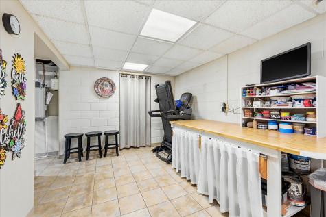974 Kohlman Lane Maplewood MN 55109