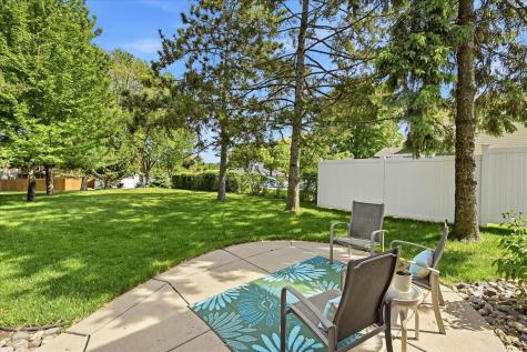 974 Kohlman Lane Maplewood MN 55109