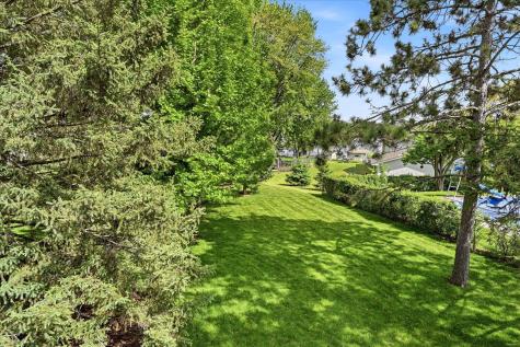974 Kohlman Lane Maplewood MN 55109