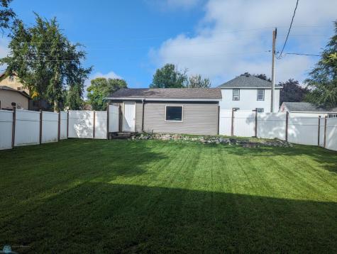 612 Forest Street Lisbon ND 58054