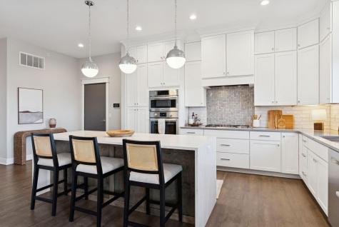 5754 Shady Oak Road S Minnetonka MN 55343