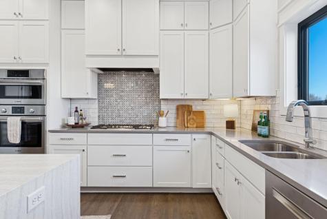 5754 Shady Oak Road S Minnetonka MN 55343