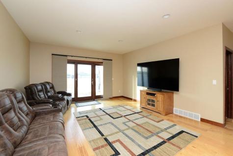 4615 Beach Lane S Fargo ND 58104