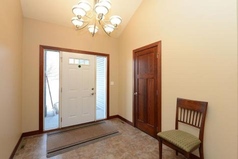 4615 Beach Lane S Fargo ND 58104