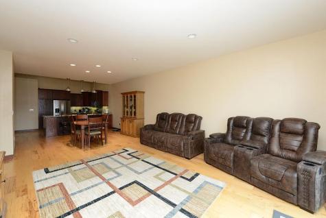 4615 Beach Lane S Fargo ND 58104