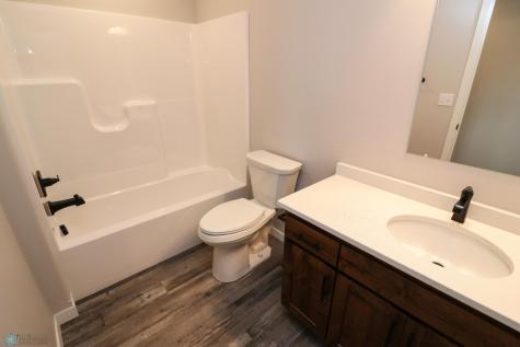 1390 Prairie Lane Wahpeton ND 58075