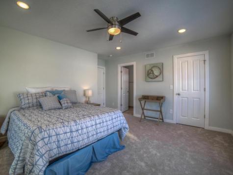 1068 Argyle Street Saint Paul MN 55103