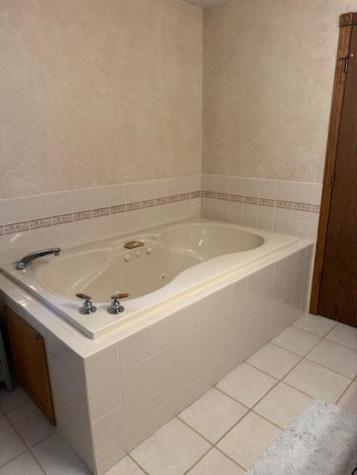 23028 758th Avenue Albert Lea MN 56007
