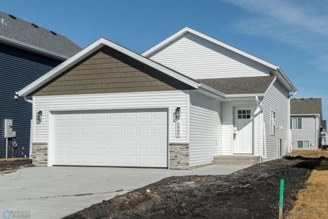 6880 Thomas Street Horace ND 58047