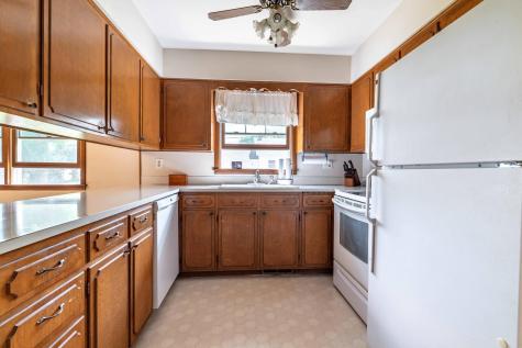 727 S Peck Street Fergus Falls MN 56537