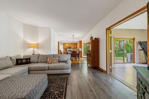 16319 Holbrook Avenue Lakeville MN 55044