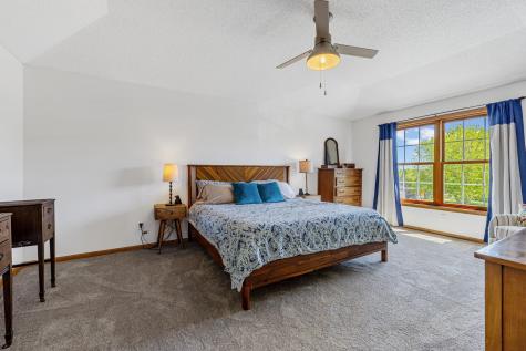 16319 Holbrook Avenue Lakeville MN 55044