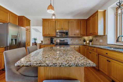 16319 Holbrook Avenue Lakeville MN 55044