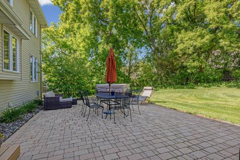 16319 Holbrook Avenue Lakeville MN 55044