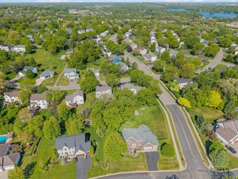 16319 Holbrook Avenue Lakeville MN 55044