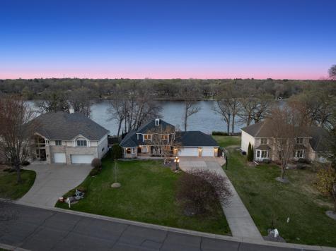 701 W River Parkway Champlin MN 55316