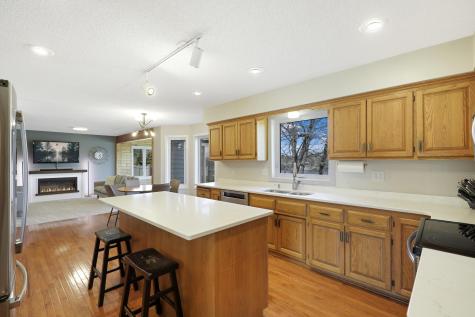 701 W River Parkway Champlin MN 55316